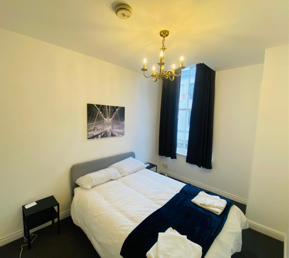 Monkbar View Apartment York Bagian luar foto